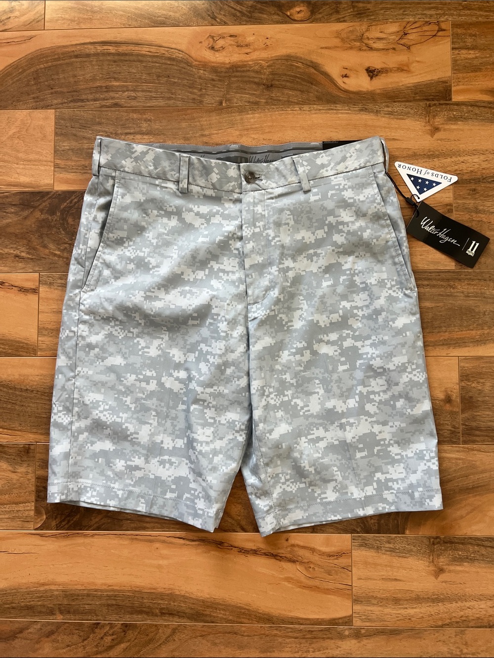 Golf Travel Performance Gray Camo Hydro Dri Shorts NWT Walter Hagen Sz 34